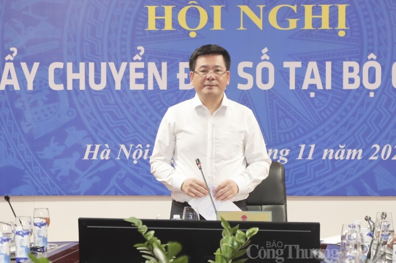 Bộ trưởng Nguyễn Hồng Diên chủ trì Hội nghị thúc đẩy chuyển đổi số tại Bộ Công Thương