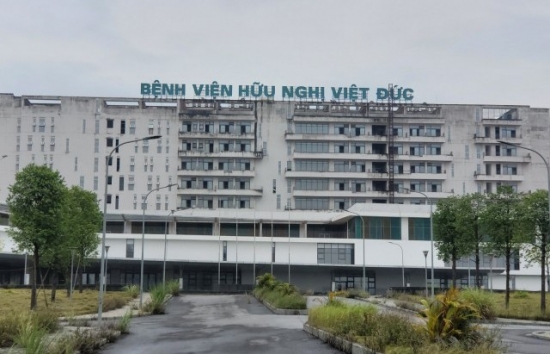 Bỏ hoang cơ sở 2 Bệnh viện Bạch Mai, Việt Đức: Trách nhiệm thuộc về ai?