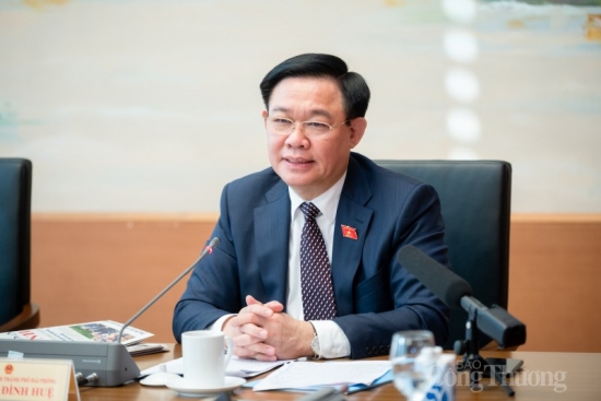 Chủ tịch Quốc hội: Quy mô kinh tế Hà Nội ngày càng lớn