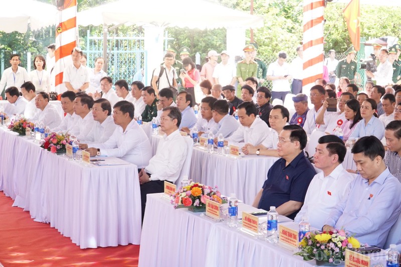 Chủ tịch Quốc hội Vương Đình Huệ dự Ngày hội Đại đoàn kết toàn dân tộc tại Đà Nẵng