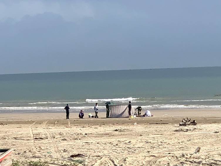 Phát hiện thi thể một cán bộ Biên phòng trôi dạt vào bờ biển Hà Tĩnh