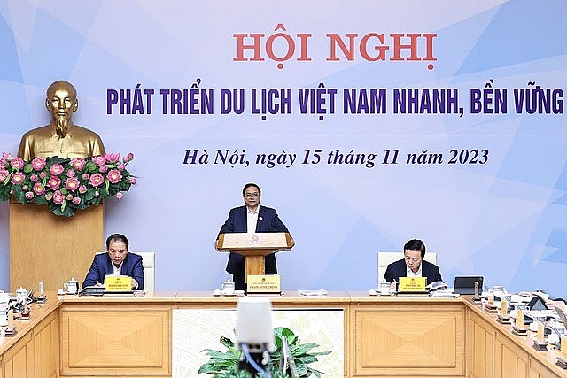 Thủ tướng Phạm Minh Chính chủ trì Hội nghị phát triển du lịch Việt Nam nhanh, bền vững