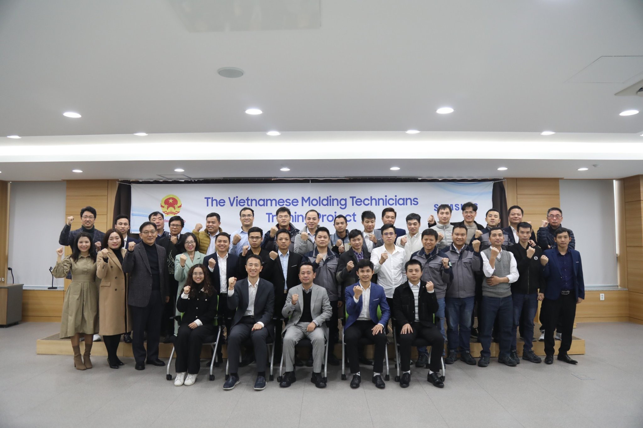 Bộ Công Thương và Samsung tổng kết khóa đào tạo kỹ sư khuôn mẫu tại Hàn Quốc