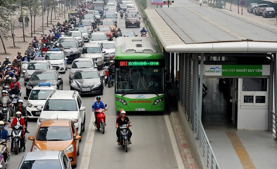 Đề xuất làm đường sắt thay buýt nhanh BRT trên đường Lê Văn Lương có khả thi?