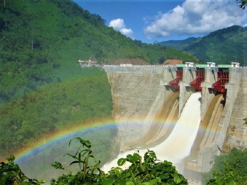 Cập nhật tình hình hồ thủy điện 22/12/2023: Hồ chứa khu vực Thừa Thiên Huế mực nước cao, tăng cường phát điện
