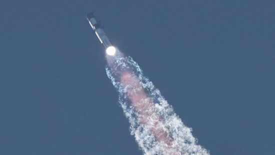 Siêu tên lửa và tàu vũ trụ của SpaceX nổ tung trên bầu trời Texas