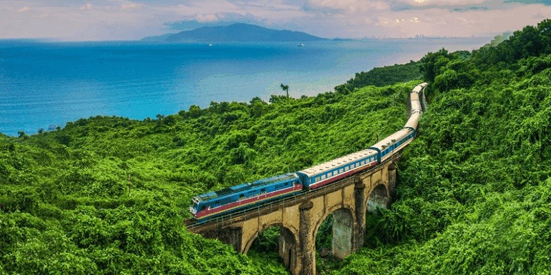 Khai thác hiệu quả tuyến đường sắt Huế - Đà Nẵng phục vụ du lịch