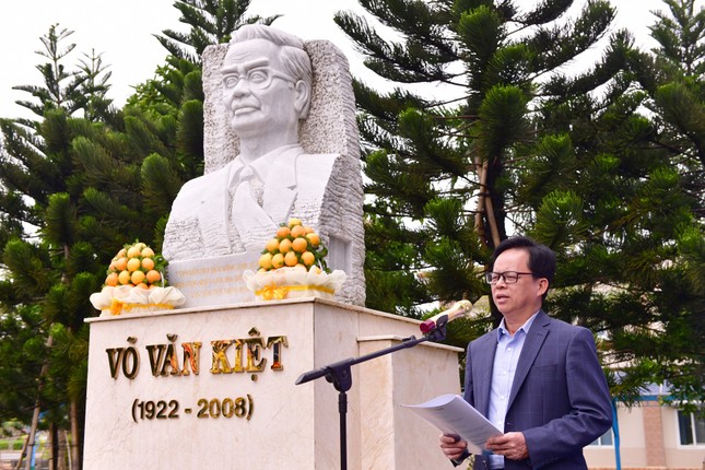 Người lao động BSR dâng hoa tưởng nhớ cố Thủ tướng Võ Văn Kiệt ảnh 3