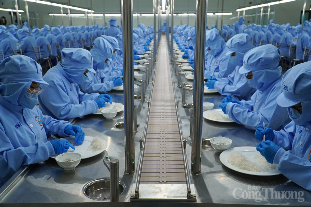 Khánh Hòa: Xuất khẩu chính ngạch lô tổ yến đầu tiên sang Trung Quốc