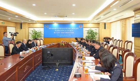 Hải quan Việt Nam và Trung Quốc tăng cường phối hợp đấu tranh chống buôn lậu