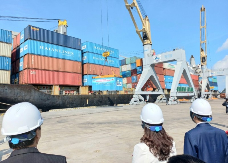 Thừa Thiên Huế: Đẩy mạnh kết nối tàu hàng container qua cảng Chân Mây