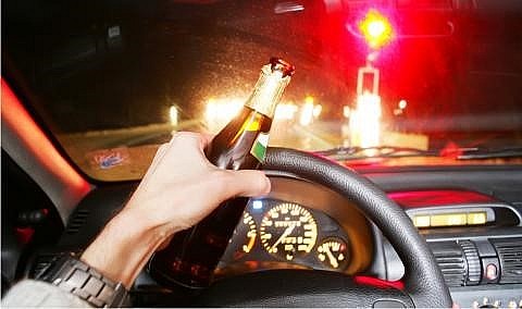Quy định trên thế giới về việc không lái xe khi uống rượu bia