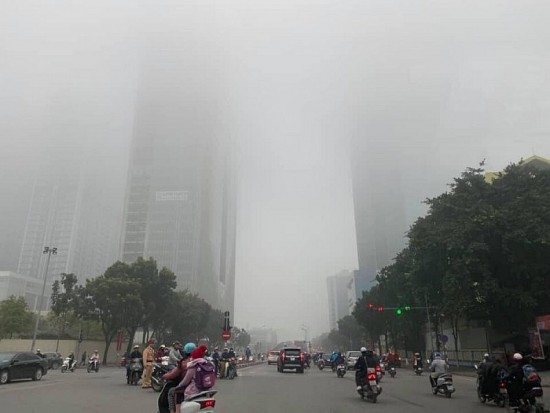 Dự báo thời tiết Hà Nội hôm nay 29/11/2023: Hà Nội sáng sớm có sương mù, trời trở rét
