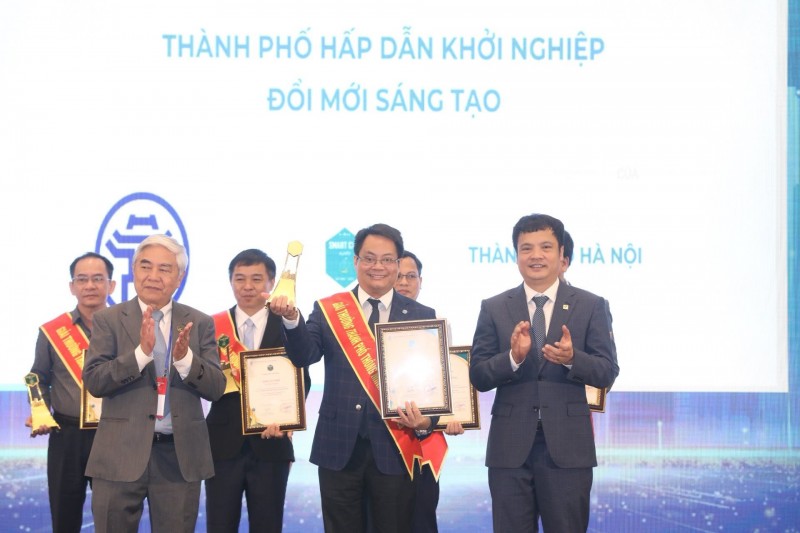 Hà Nội nhận Giải thưởng Thành phố hấp dẫn Khởi nghiệp Đổi mới sáng tạo