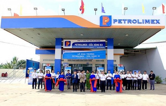 Petrolimex Đắk Lắk khai trương Cửa hàng xăng dầu số 83