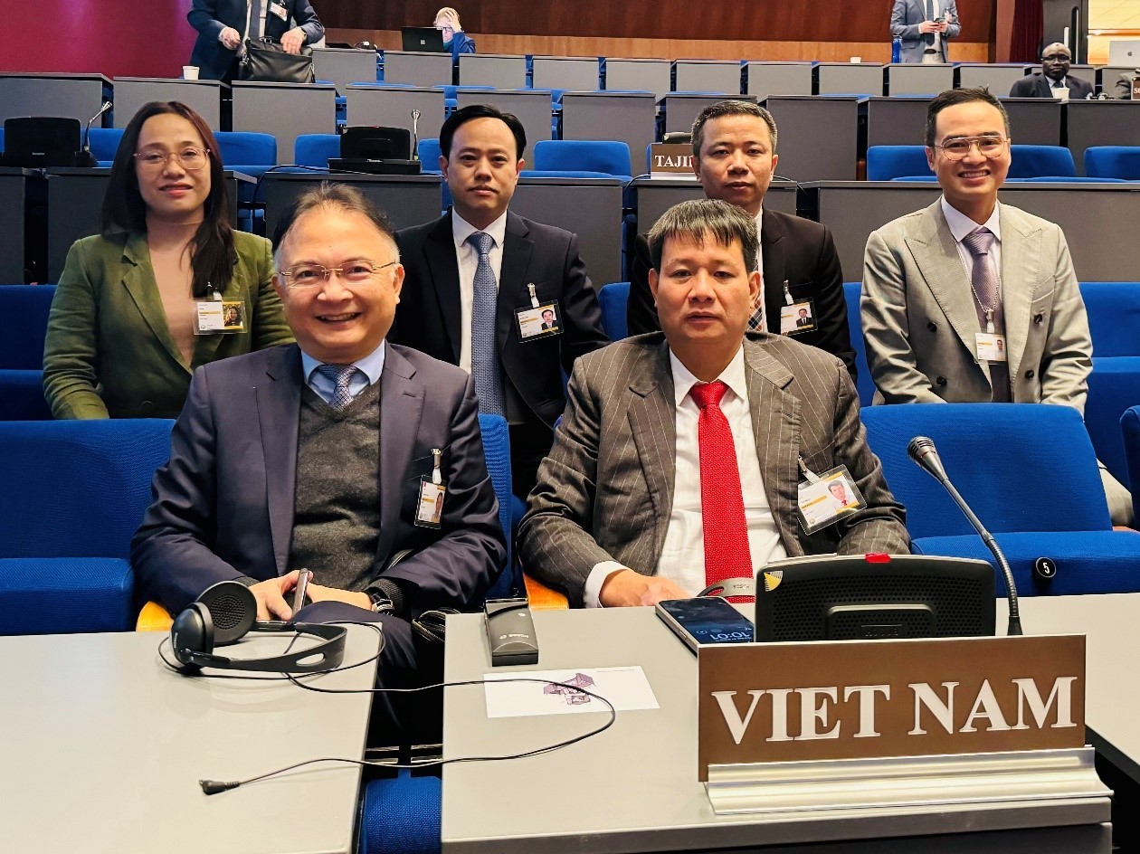   Đoàn Việt Nam tại Phiên họp toàn thể