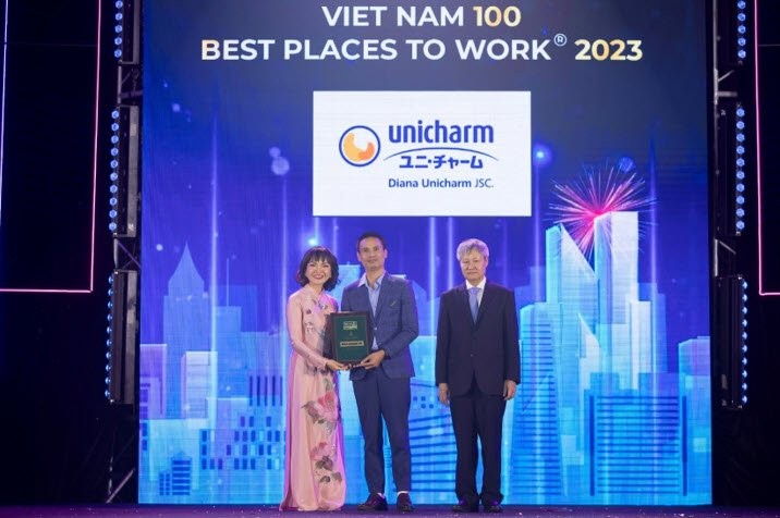 Diana Unicharm được vinh danh “Top 100 nơi làm việc tốt nhất Việt Nam 2023”