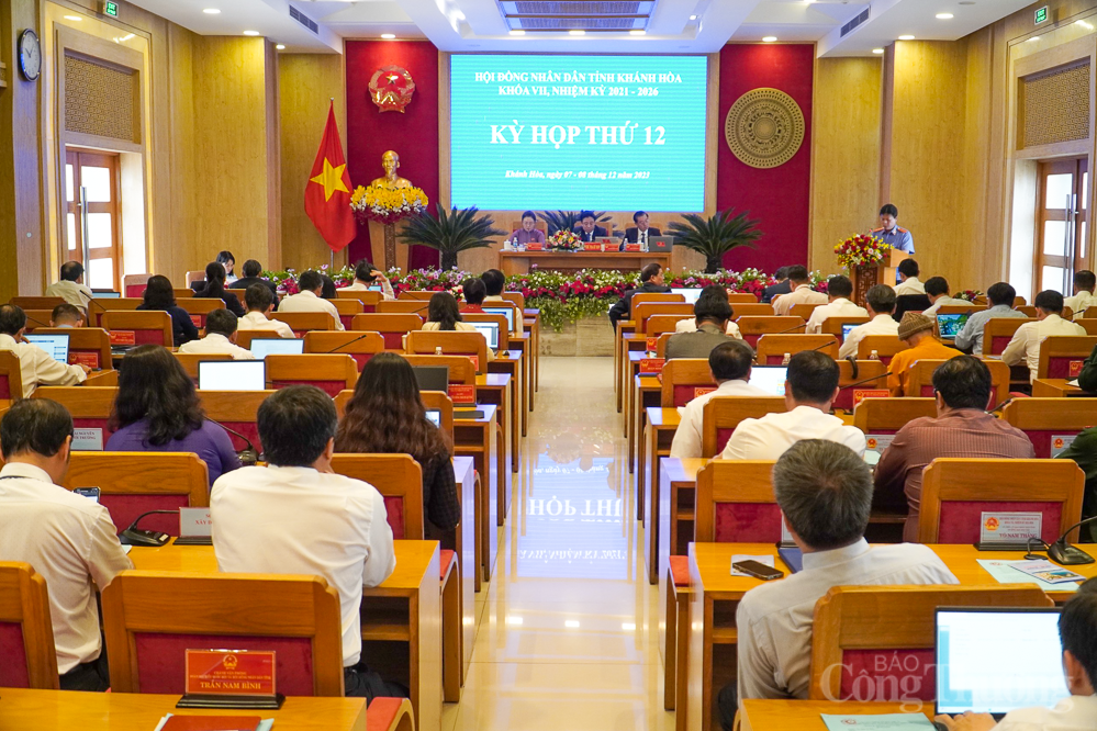 Kỳ họp thứ 12, kỳ họp thường lệ cuối năm 2023 của HĐND tỉnh Khánh Hòa khóa VII, nhiệm kỳ 2021-2026; dự kiến kỳ họp sẽ diễn ra trong 02 ngày, từ 07/12 đến ngày 08/12/2023.