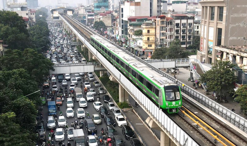 Chủ tịch Hà Nội: 12 tuyến đường sắt, nếu làm từng dự án một, có thể kéo dài cả 100 năm