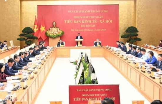 Thủ tướng Phạm Minh Chính chủ trì Phiên họp thứ nhất Tiểu ban Kinh tế - Xã hội Đại hội XIV