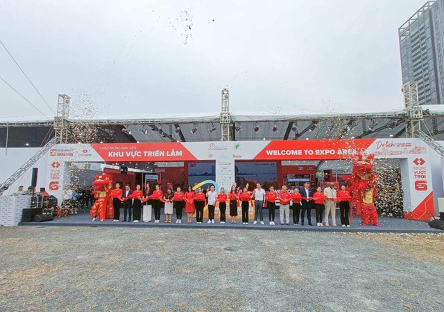 Techcombank tiếp tục “chơi lớn” đầu tư cho runner tham gia giải marathon tại Hồ Chí Minh lần 6