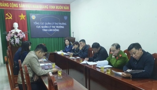 Lâm Đồng: Tiêu hủy hơn 4.000 sản phẩm hàng hóa nhập lậu, không rõ nguồn gốc
