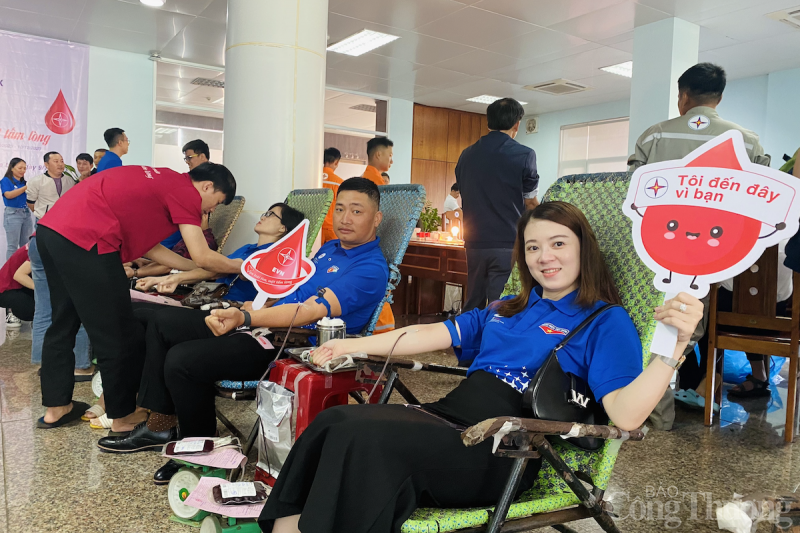 Người lao động PC Gia Lai hiến 172 đơn vị máu hưởng ứng “Tuần lễ hồng EVN lần thứ IX”