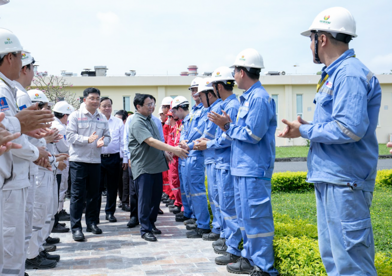 Thủ tướng Phạm Minh Chính: Cần tạo điều kiện để mở rộng quy mô Cụm Khí - Điện - Đạm Cà Mau