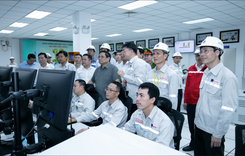 Thủ tướng Phạm Minh Chính: Cần tạo điều kiện để mở rộng quy mô Cụm Khí - Điện - Đạm Cà Mau