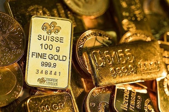 Vàng trong nước tiếp tục rớt giá, vàng nhẫn lùi dần về mốc 62 triệu đồng/lượng