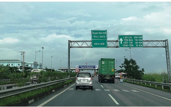 Gần 400 tỷ đồng khắc phục các điểm đen về giao thông trên cao tốc Nội Bài - Lào Cai