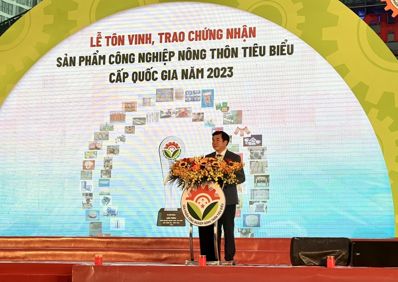 Lễ tôn vinh sản phẩm công nghiệp nông thôn tiêu biểu cấp quốc gia 2023