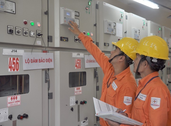 Hà Nội: Nâng cao chất lượng điện năng và cung cấp điện an toàn