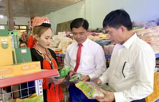 Tuyên Quang: Phát triển “mô hình thương mại hai chiều” vùng đồng bào dân tộc thiểu số