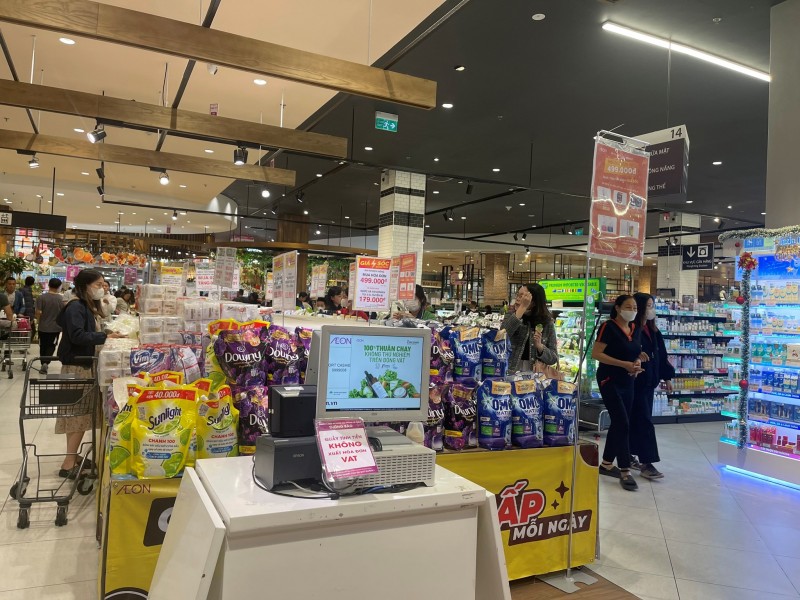 Hoạt động mua sắm trong Tháng khuyến mại tại Trung tâm Thương mại Aeon mall Hải Phòng.