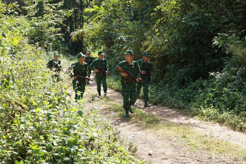 Một ngày theo chân chiến sĩ biên phòng tuần tra vùng biên viễn Sơn La