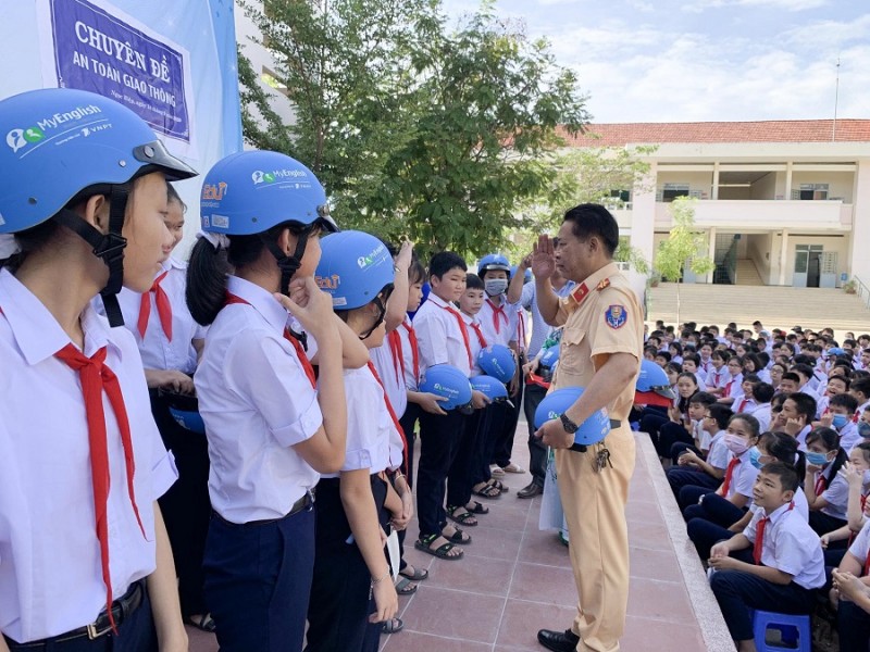 Thủ tướng yêu cầu tăng cường bảo đảm trật tự, an toàn giao thông cho lứa tuổi học sinh