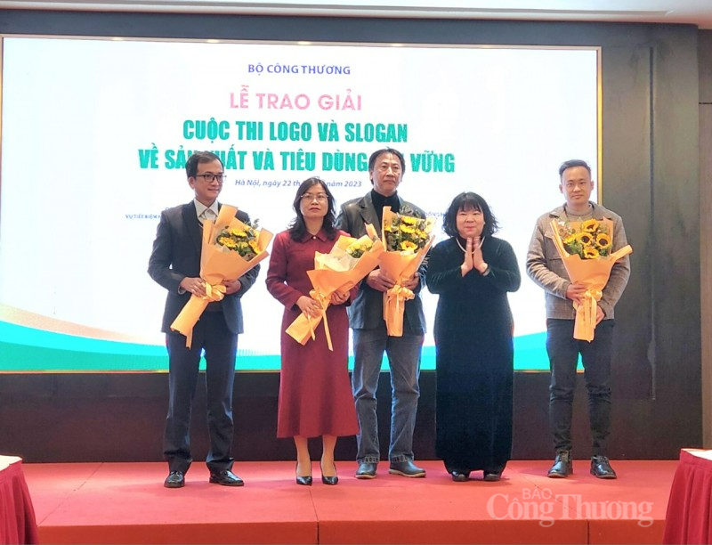 Bộ Công Thương trao giải cuộc thi logo và slogan về sản xuất và tiêu dùng bền vững