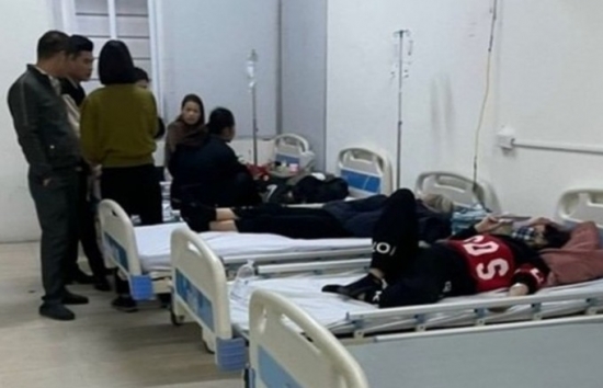Thanh Hóa: Nhiều học sinh tiểu học nhập viện sau bữa ăn trưa