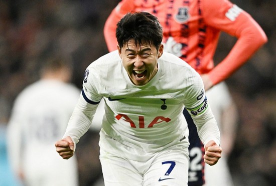 Son Heung-min giúp Tottenham chen chân vào Top 4 Ngoại hạng Anh 2023/2024