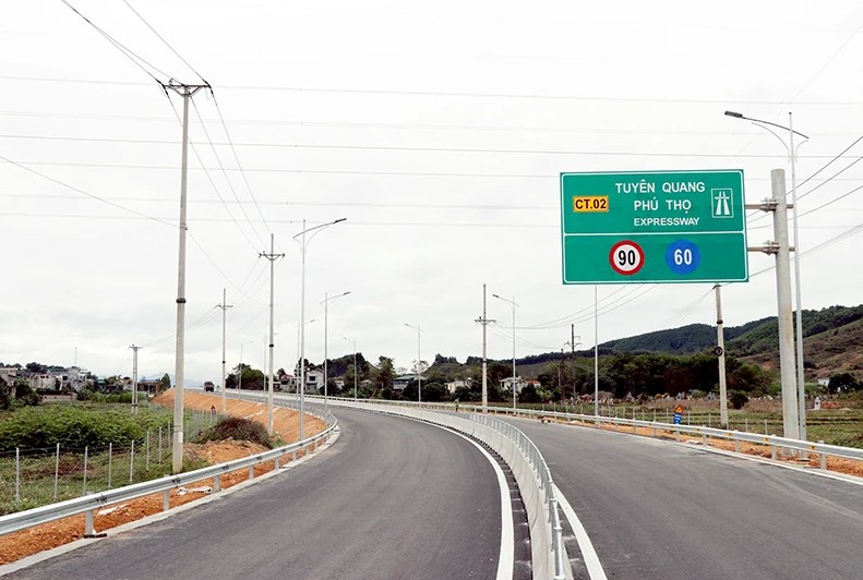 Đầu tư 1.000 tỷ để kết nối cao tốc Tuyên Quang - Phú Thọ và Nội Bài - Lào Cai