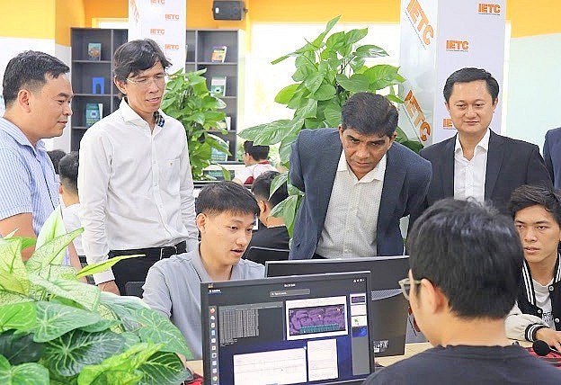 TP. Hồ Chí Minh: Khu công nghệ cao hợp tác phát triển nguồn nhân lực ngành vi mạch bán dẫn Việt Nam
