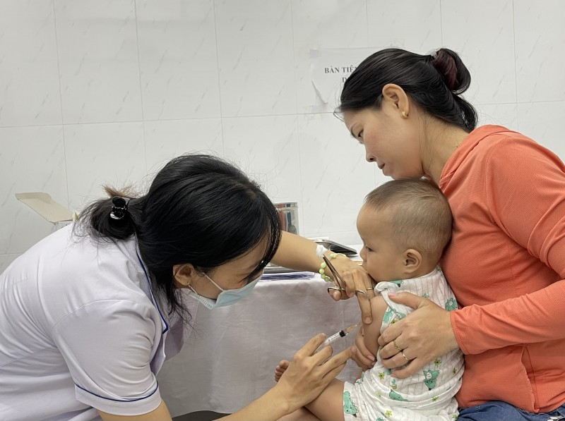 TP. Hồ Chí Minh: Tiêm 7.500 mũi vắc-xin 5 trong 1 cho trẻ sau Tết Dương lịch