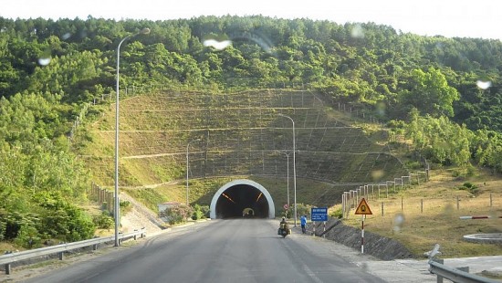 “Rót” gần 2.000 tỷ đồng nâng cấp, mở rộng cầu và hầm trên tuyến Quốc lộ 1