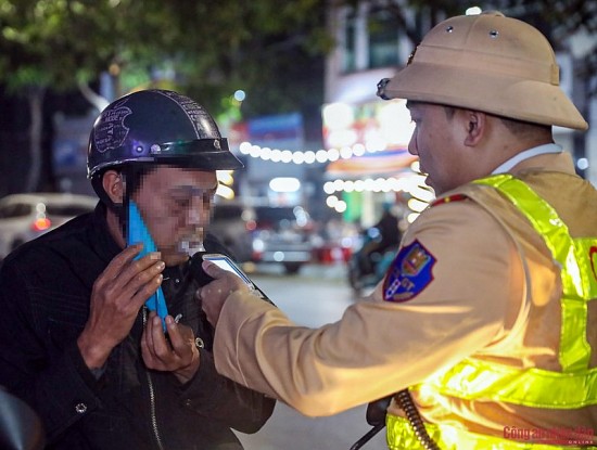 Thông tin về tai nạn giao thông trong ngày đầu nghỉ Tết Dương lịch