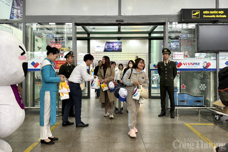 Da Nang welcomes the first flights of 2024