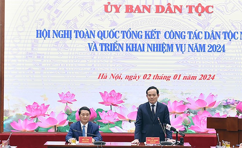 Cần bố trí cán bộ có đủ kinh nghiệm để hỗ trợ công tác dân tộc