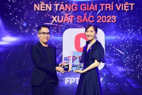fpt play giu vung vi the nen tang giai tri viet xuat sac tai tech awards 2023