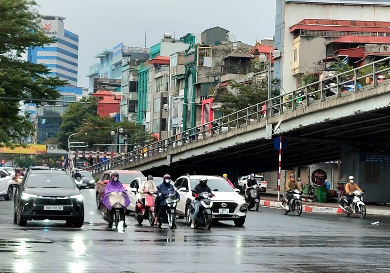 Dự báo thời tiết Hà Nội hôm nay 6/1/2024: Hà Nội sáng sớm có mưa nhỏ, mưa phùn, trời vẫn rét