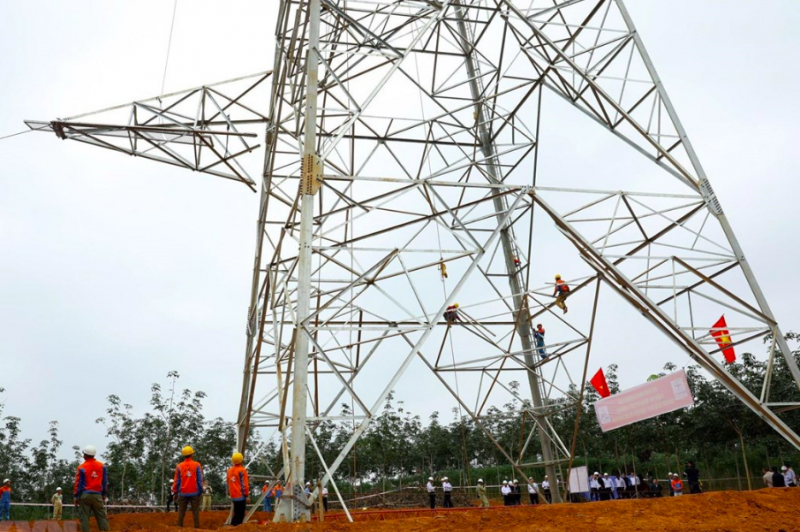 Mặt bằng đường dây 500kV mạch 3 tại Hưng Yên: Khó ở đâu gỡ ở đó